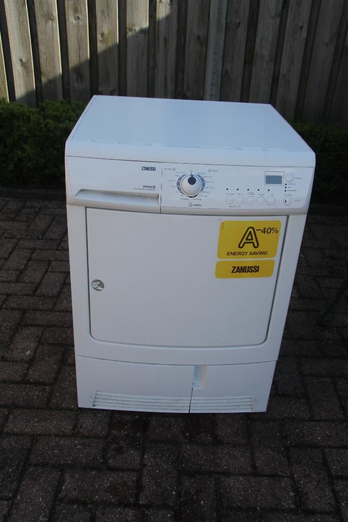 Zanussi warmtepompdroger in goede staat, Witgoed en Apparatuur, Wasdrogers, Ophalen, 6 tot 8 kg, Gebruikt, Voorlader