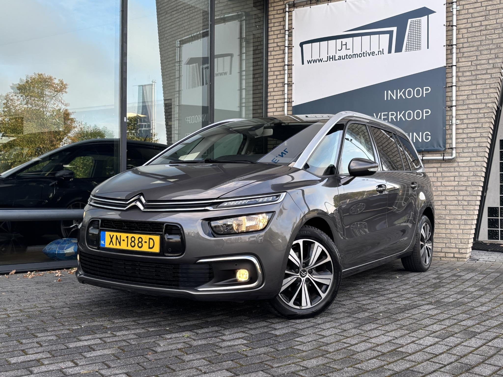 Citroen Grand C4 SpaceTourer 1.2 Business*130PK*NAVI*ECC*CRU, Auto's, Voorwielaandrijving, Stof, Gebruikt, 1199 cc