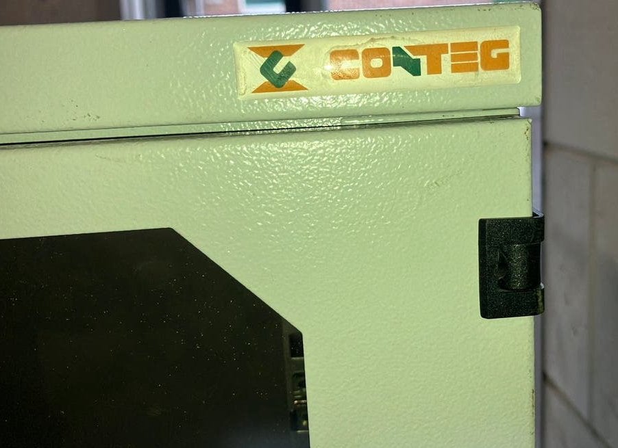 CONTEG SERVER/PATCHKAST, Computers en Software, Serverkasten, Ophalen, Gebruikt, Plaatstaal