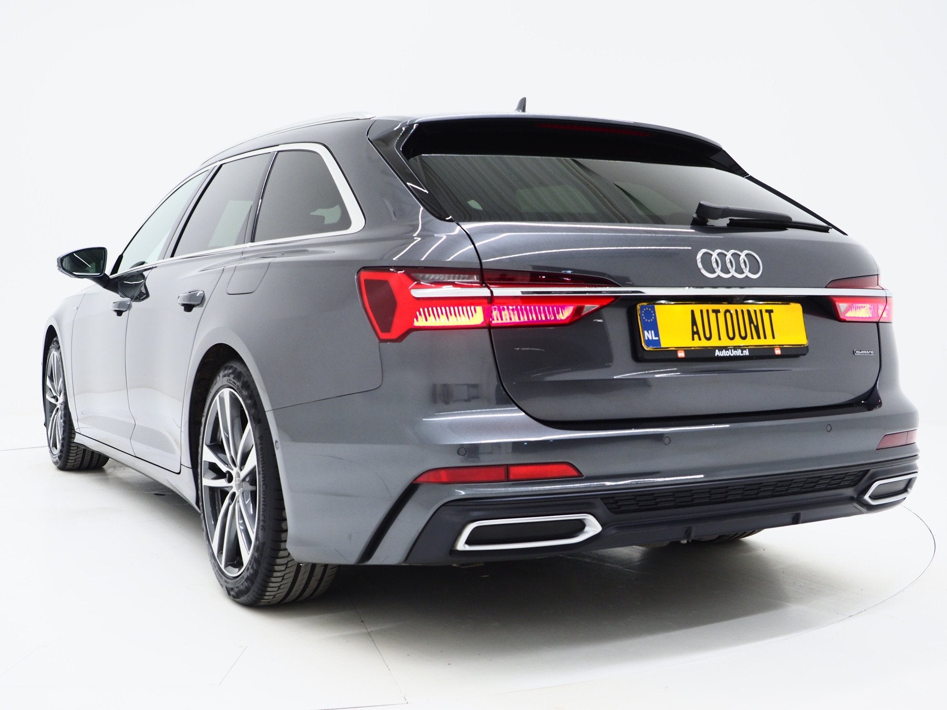 Audi A6 Avant 50 TFSI e quattro S-Line Edition | HUD | Camer, Auto's, Automaat, 77 km/l, Zwart, 4 cilinders