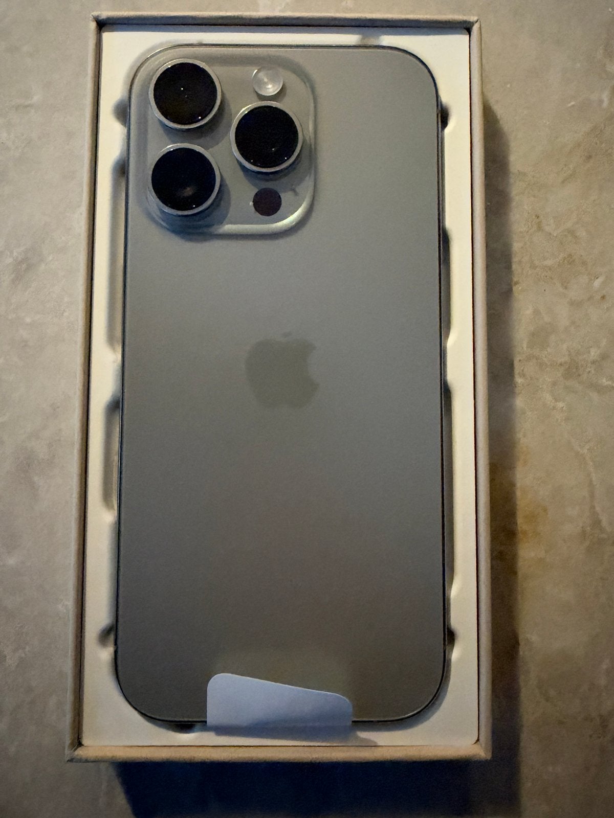 Iphone 16 pro NIEUW!, Telecommunicatie, IPhone 16 Pro, 128 GB, Zwart, Nieuw