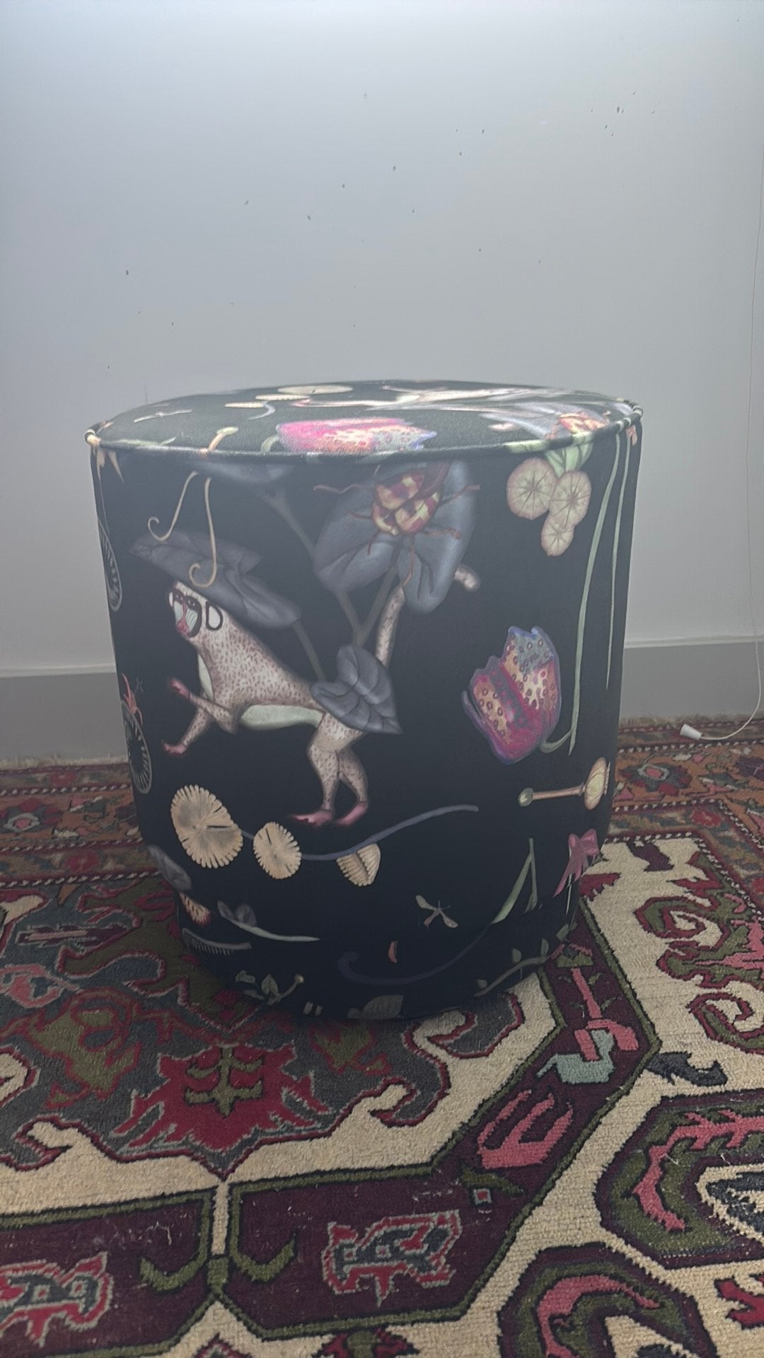 Poef van sissy boy, Ophalen of Verzenden, Zo goed als nieuw, Rond, Minder dan 50 cm