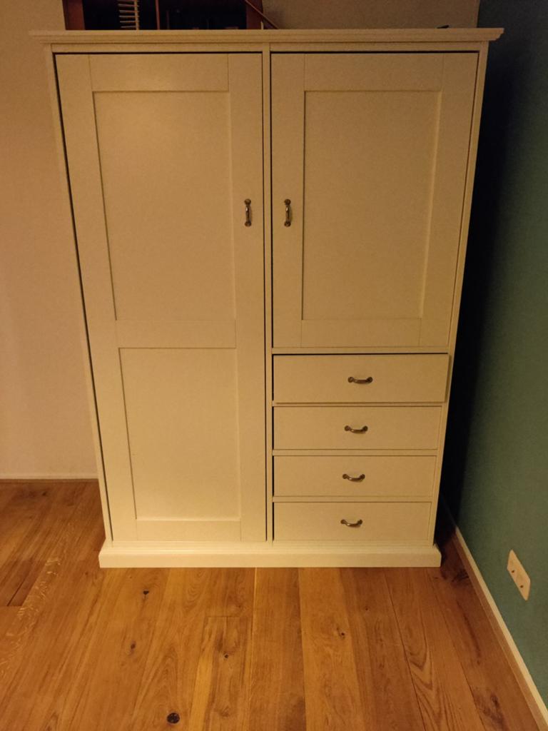 Witte zware kast - zelf demonteren (ca. 30 min), Huis en Inrichting, Kasten | Kledingkasten, 100 tot 150 cm, Zo goed als nieuw