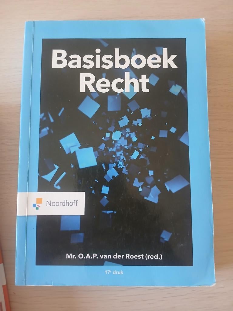 Basisboek Recht (17e druk) - Mr. O.A.P. van der Roest, Boeken, Ophalen