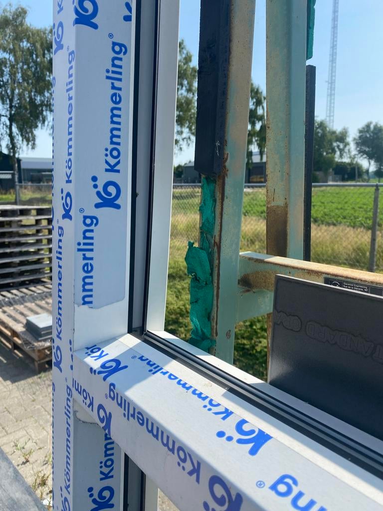 Nieuw Kömmerling Gevelraam met Dubbelglas, Ophalen of Verzenden, Zo goed als nieuw