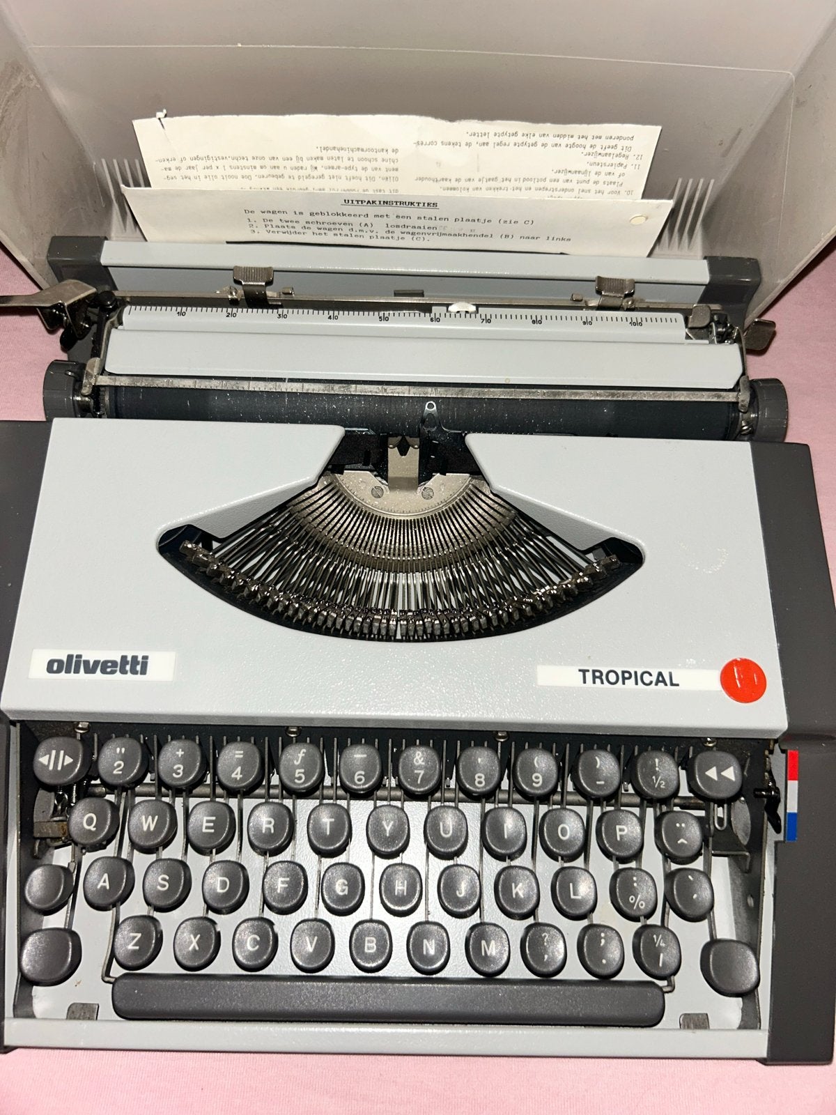 Prachtige vintage Olivetti Tropical typemachine, Diversen, Typemachines, Ophalen of Verzenden
