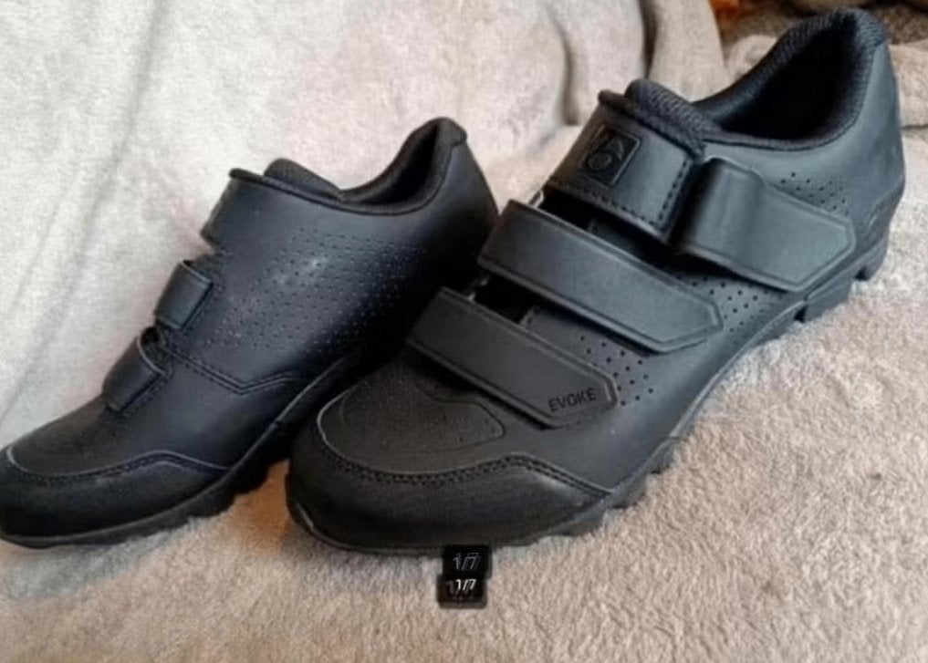 Bontrager evoke fietsschoenen maat 41 (26,3cm) superstaat, Schoenen, Nieuw, Overige maten, Ophalen of Verzenden