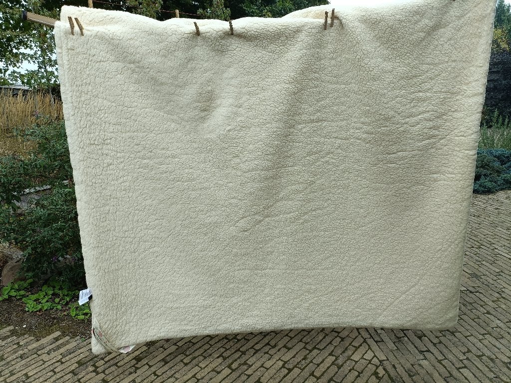 Prachtig wollen 2-zijdig schapenvacht deken 2.05 x 2.45 mtr, Huis en Inrichting, Slaapkamer | Beddengoed, Gebruikt, Tweepersoons