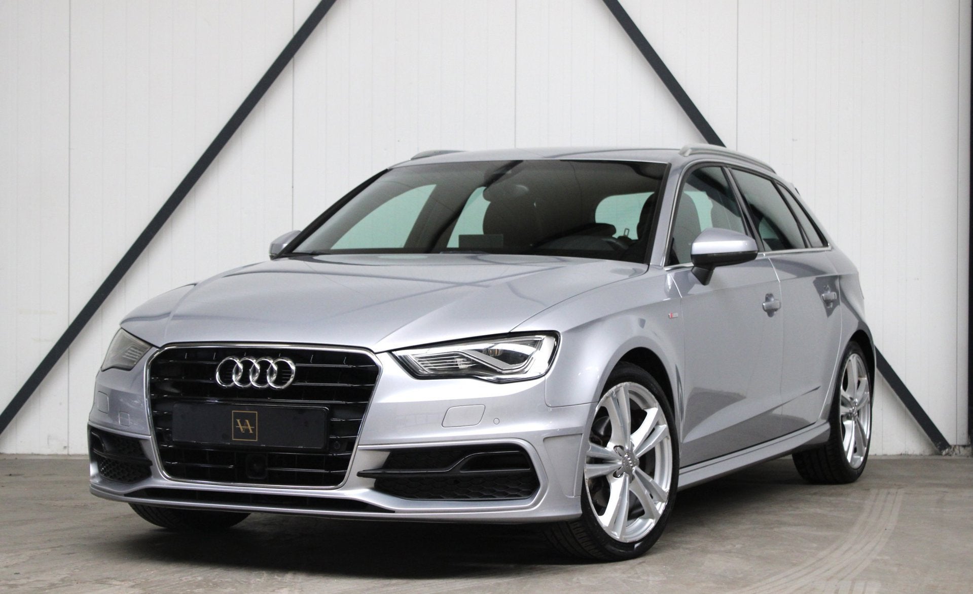 Audi A3 Sportback 1.4 TFSI CoD 3X S-Line sportpakket l LED l, Gebruikt, 150 pk, Leder en Stof, 1500 kg