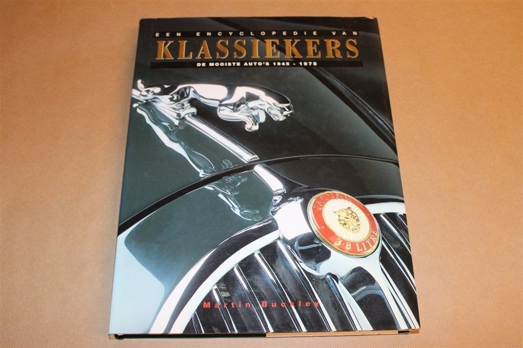 De Mooiste Klassieke Auto\'s 1945-1975 — Encyclopedie, Ophalen of Verzenden, Zo goed als nieuw, Algemeen