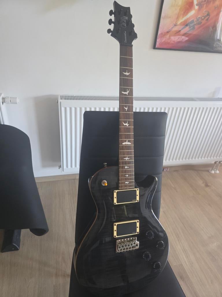 Paul Reed Smith PRS SE Tremonti single cut charcoal burst, Muziek en Instrumenten, Ophalen of Verzenden, Zo goed als nieuw, Solid body