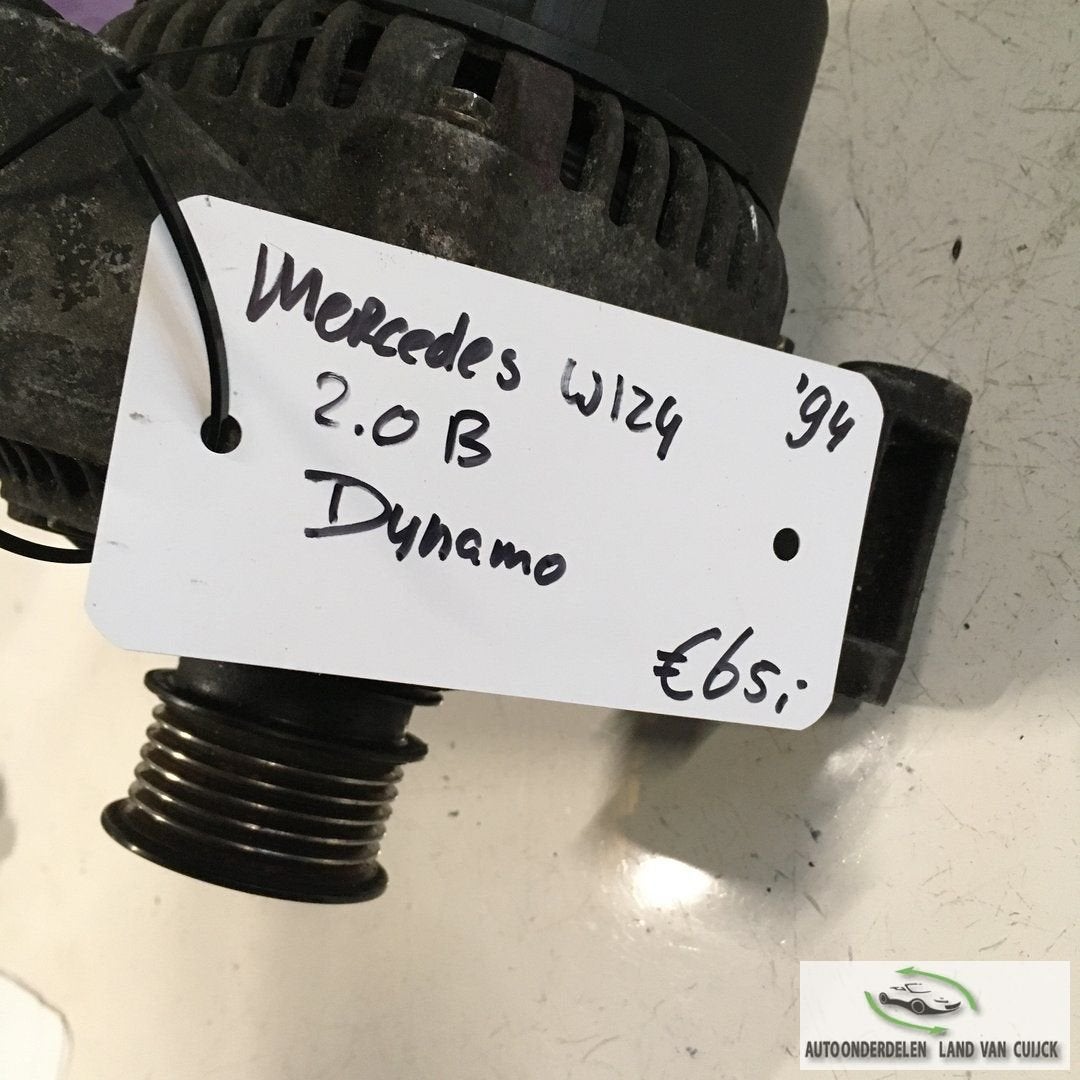 Mercedes W124 2.0 Benzine 1994 Dynamo 0 123 320 044   14v, Auto-onderdelen, Gebruikt, -, -, Ophalen of Verzenden