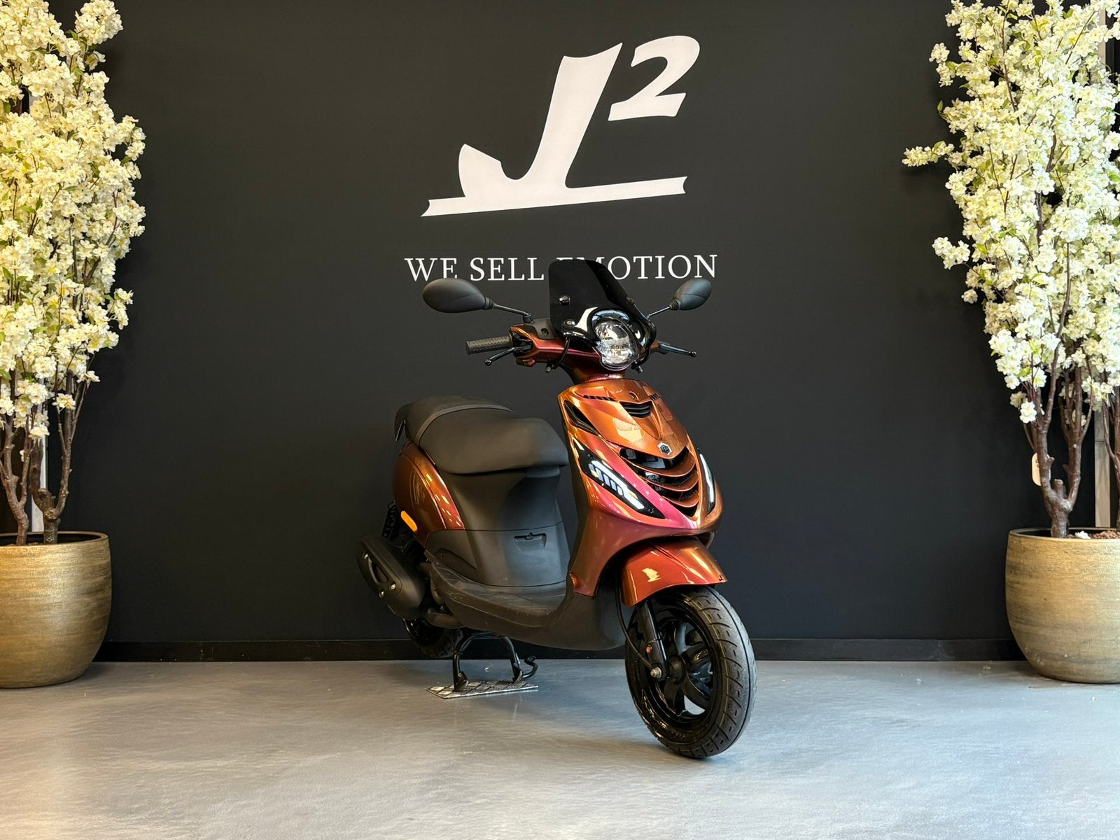 Piaggio Zip | Mica Red | Brom | 2023 | 7458 km