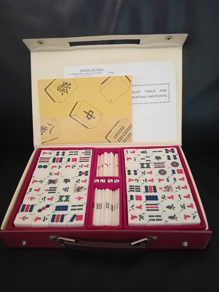 Japans vintage mahjong spel bamboo en hars, Hobby en Vrije tijd, Gezelschapsspellen | Bordspellen, Ophalen of Verzenden, Gebruikt