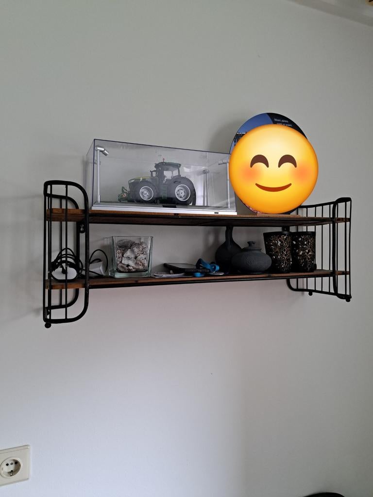 Kastje voor aan de muur, Ophalen of Verzenden