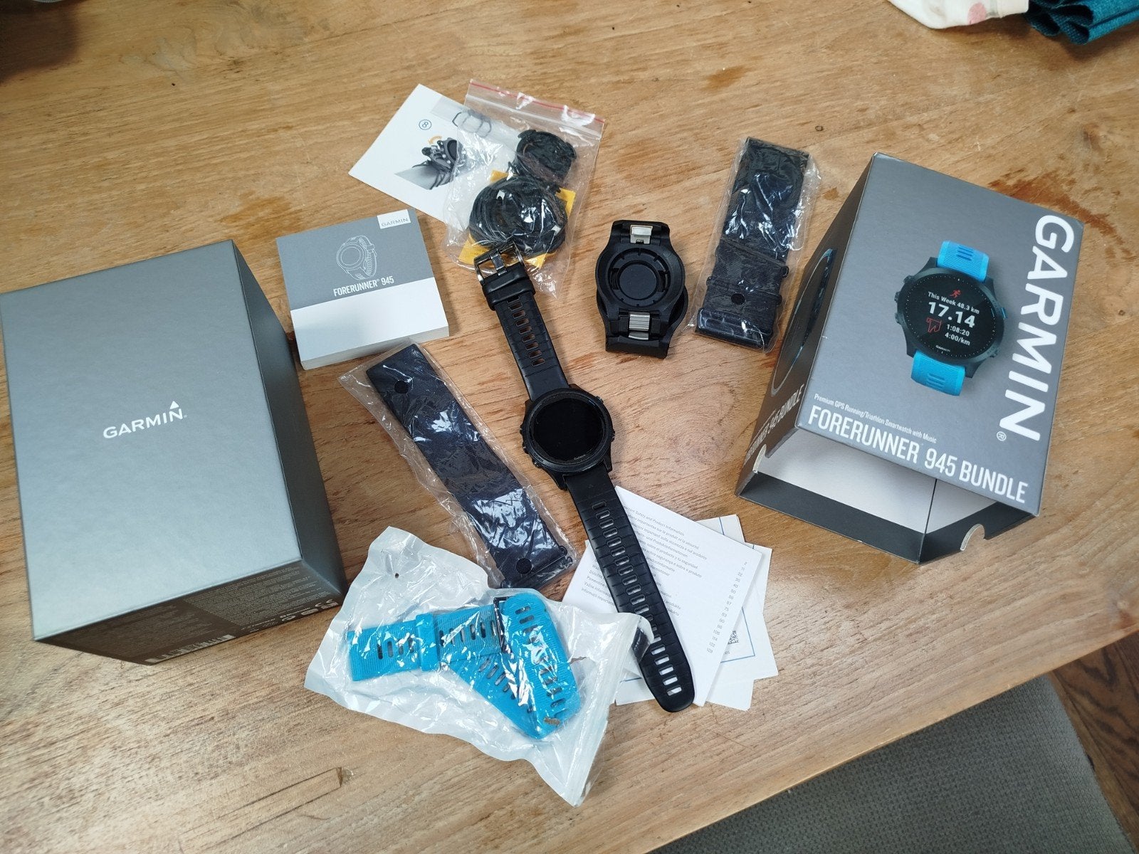 Garmin Forerunner 945 Bundle - Gebruikt, niet waterdicht, Zwart, Garmin, Ophalen of Verzenden, Zo goed als nieuw