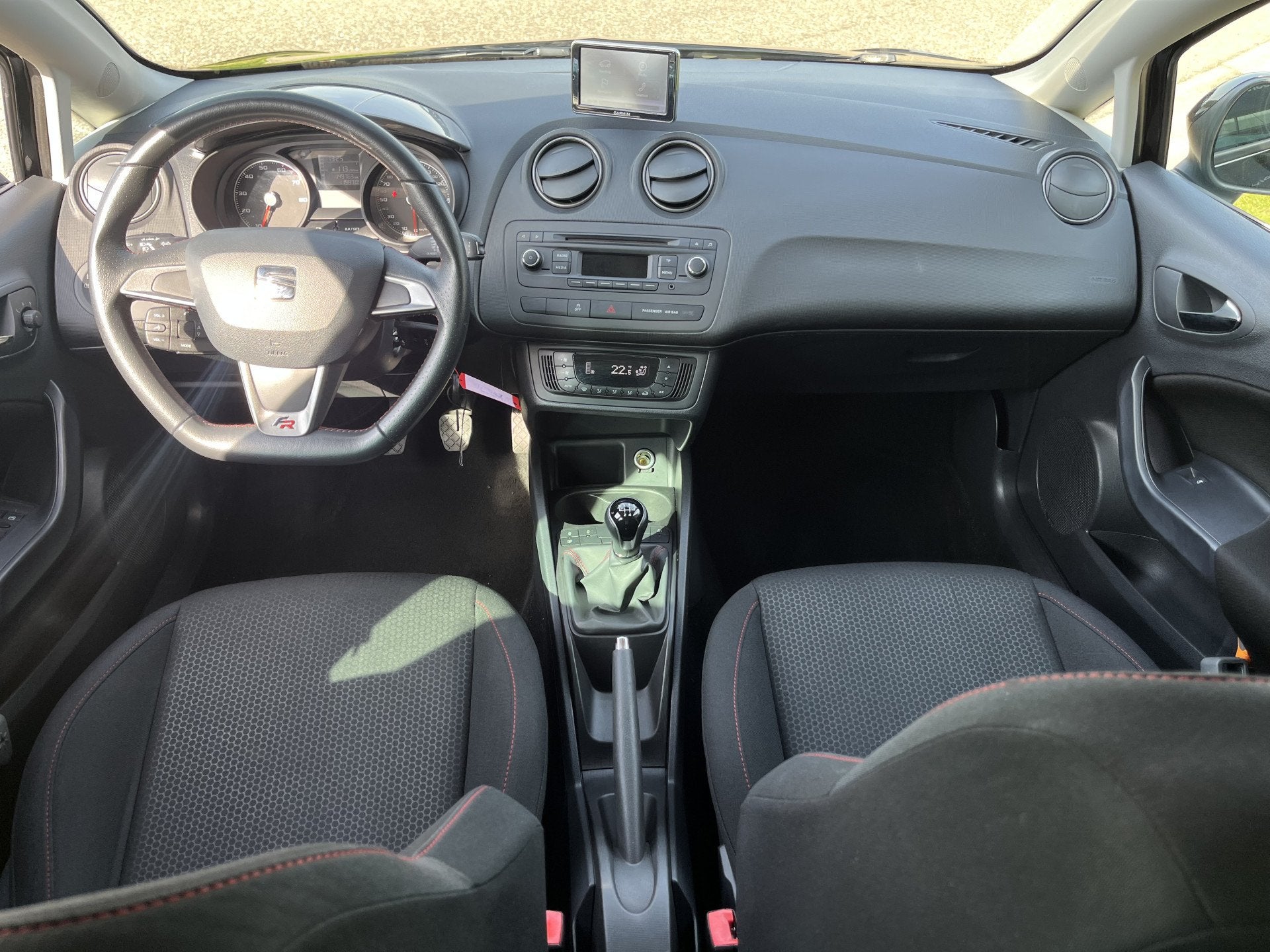 SEAT Ibiza 1.2 TSI FR / Climate / Elek. Ramen V+A / LMV /, Voorwielaandrijving, Zwart, 995 kg, Verwarmde buitenspiegels