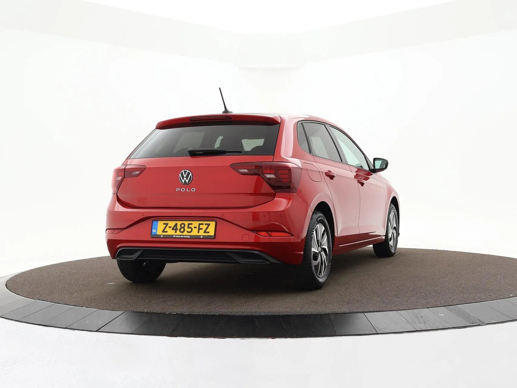 Volkswagen Polo 1.0 TSI 95pk Life (bj 2024), LED verlichting, Gebruikt, 49 €/maand, Bedrijf