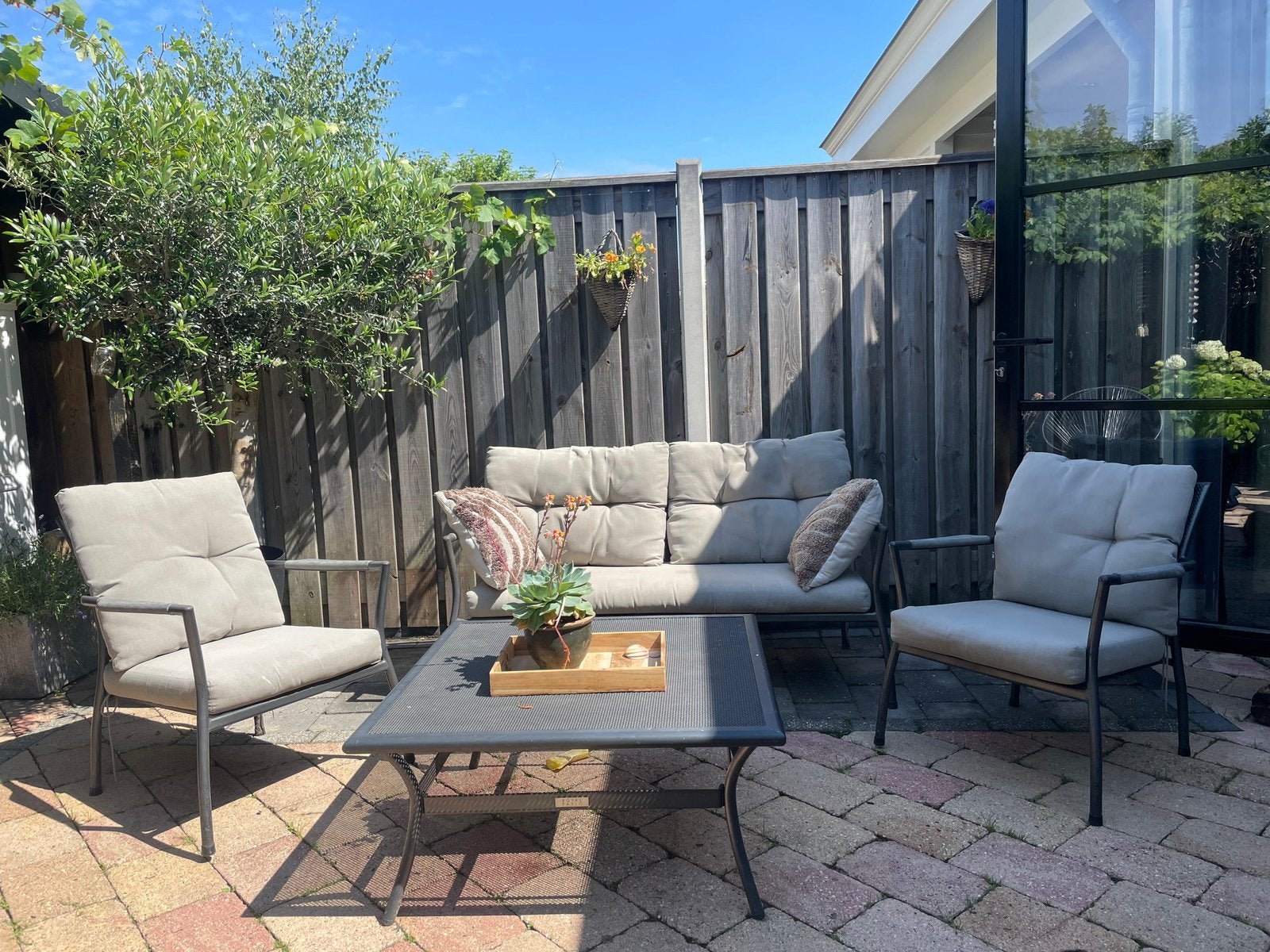 Tuinset, bankje, tafel en 2 stoelen, Ophalen, Gebruikt, 3 zitplaatsen, Aluminium