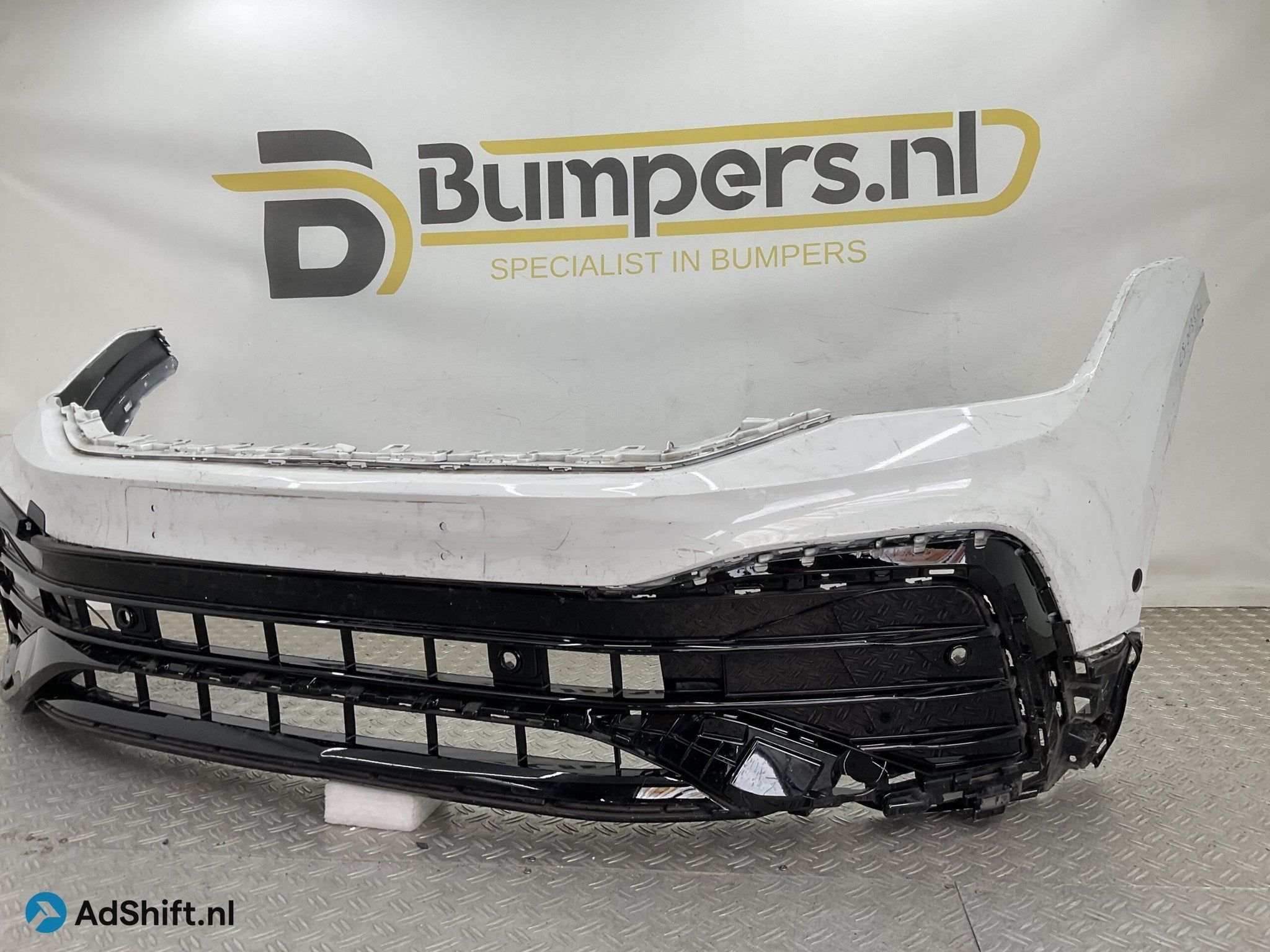 Bumper Volkswagen Tiguan Facelift RLine R-Line 17-24 5NA8072, Auto-onderdelen, Bumper