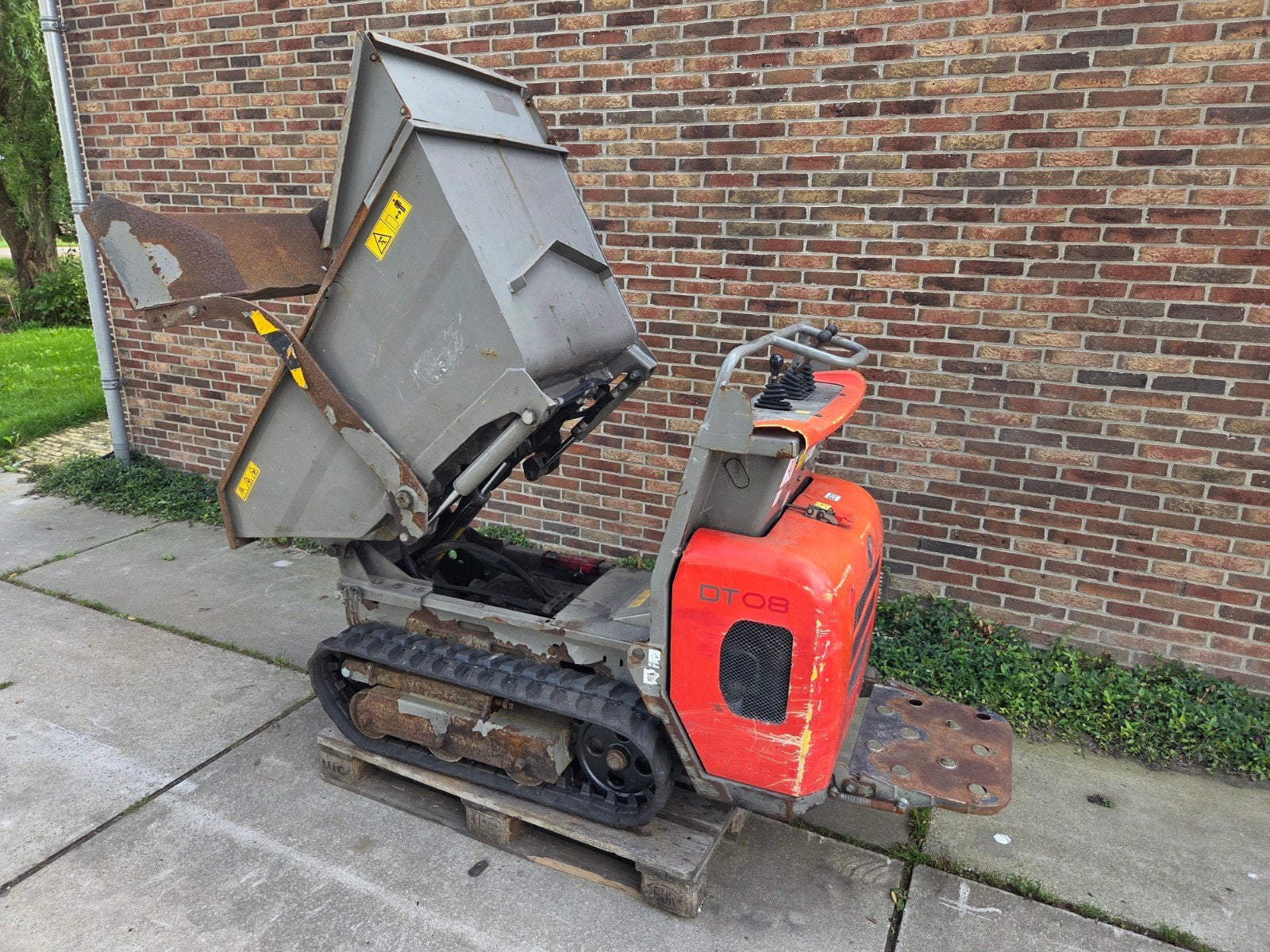 neuson dt08  rupsdumper nw rupsen/sprockets bj 2018, Ophalen