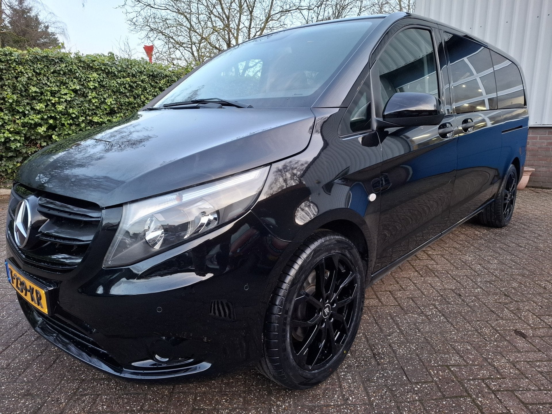 Mercedes-Benz Vito Tourer 119CDI 27500.- EX BTW/BPM 9-PERSOO, Auto's, Gebruikt, Euro 6, 2000 kg, Zwart