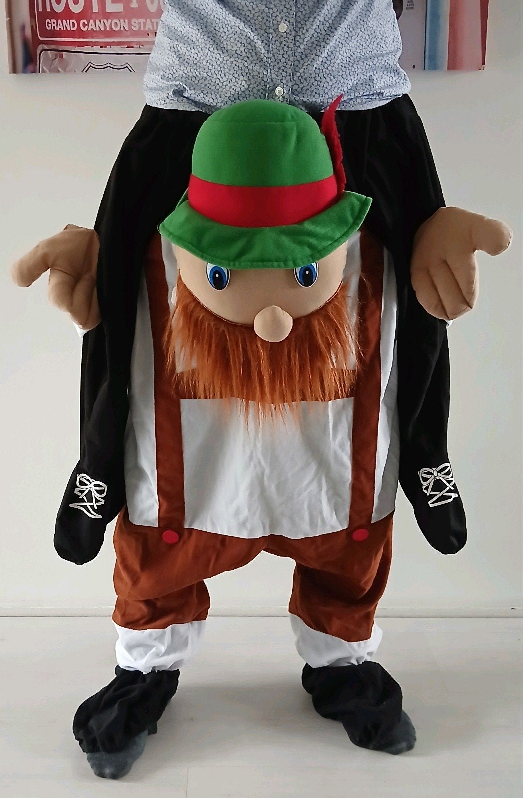 Verkleedpak piggyback carry me pak oktoberfest tiroler pak, Ophalen of Verzenden, Zo goed als nieuw, Morphcostumes, Kleding
