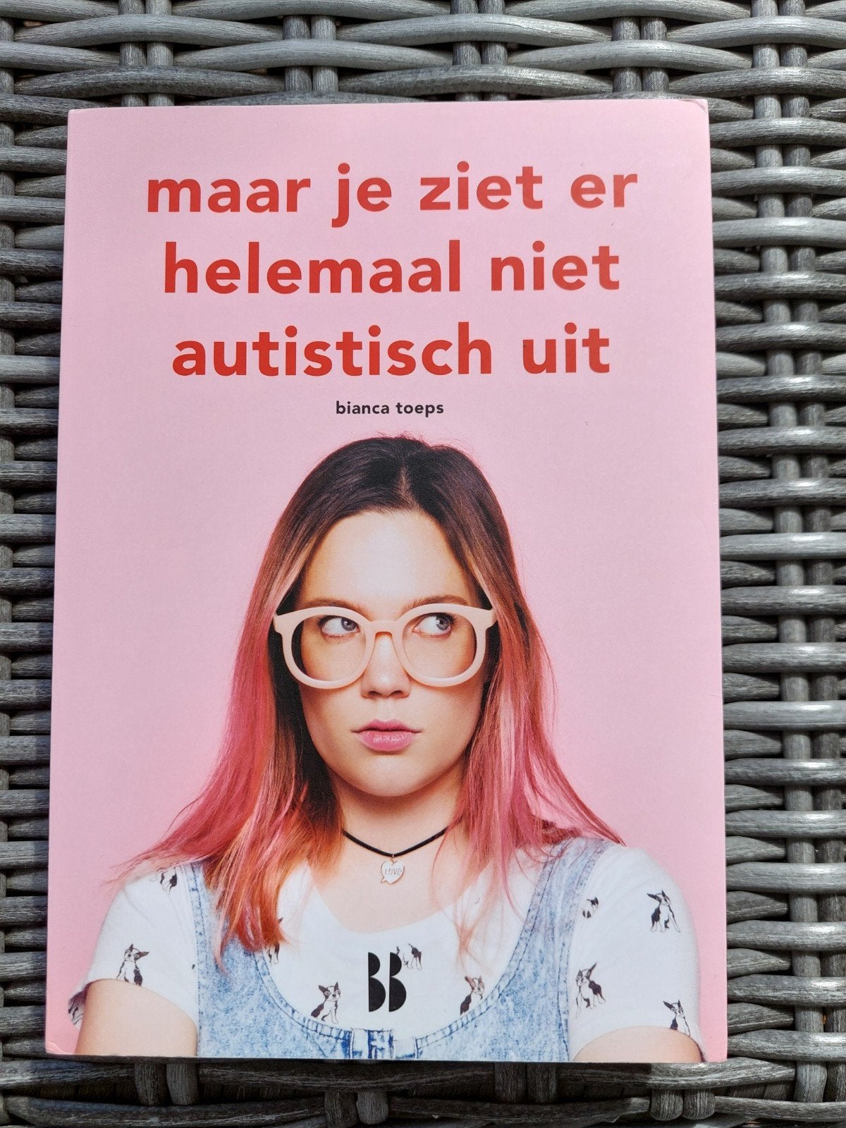 Maar je ziet er helemaal niet autistisch uit - Bianca Toeps, Boeken, Ophalen of Verzenden, Alpha, Nieuw, Bianca Toeps