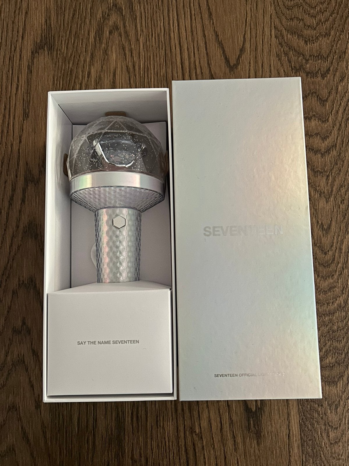 Seventeen lightstick versie 2 (Kpop), Verzamelen, Verzenden