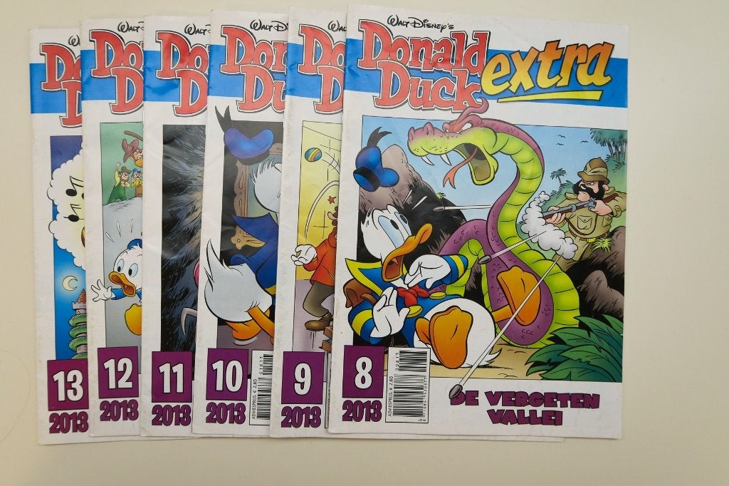31x Donald Duck Extra tijdschriften van 2013 t/m 2016 zgan, Meerdere stripboeken, Ophalen of Verzenden, Zo goed als nieuw, Donald Duck