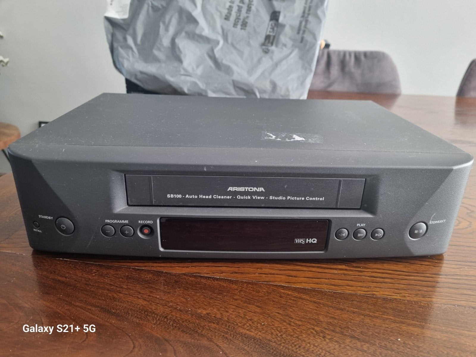 Ariston SB100 VHS HQ Videorecorder - Zwart, Ophalen of Verzenden, Gebruikt, VHS-speler of -recorder