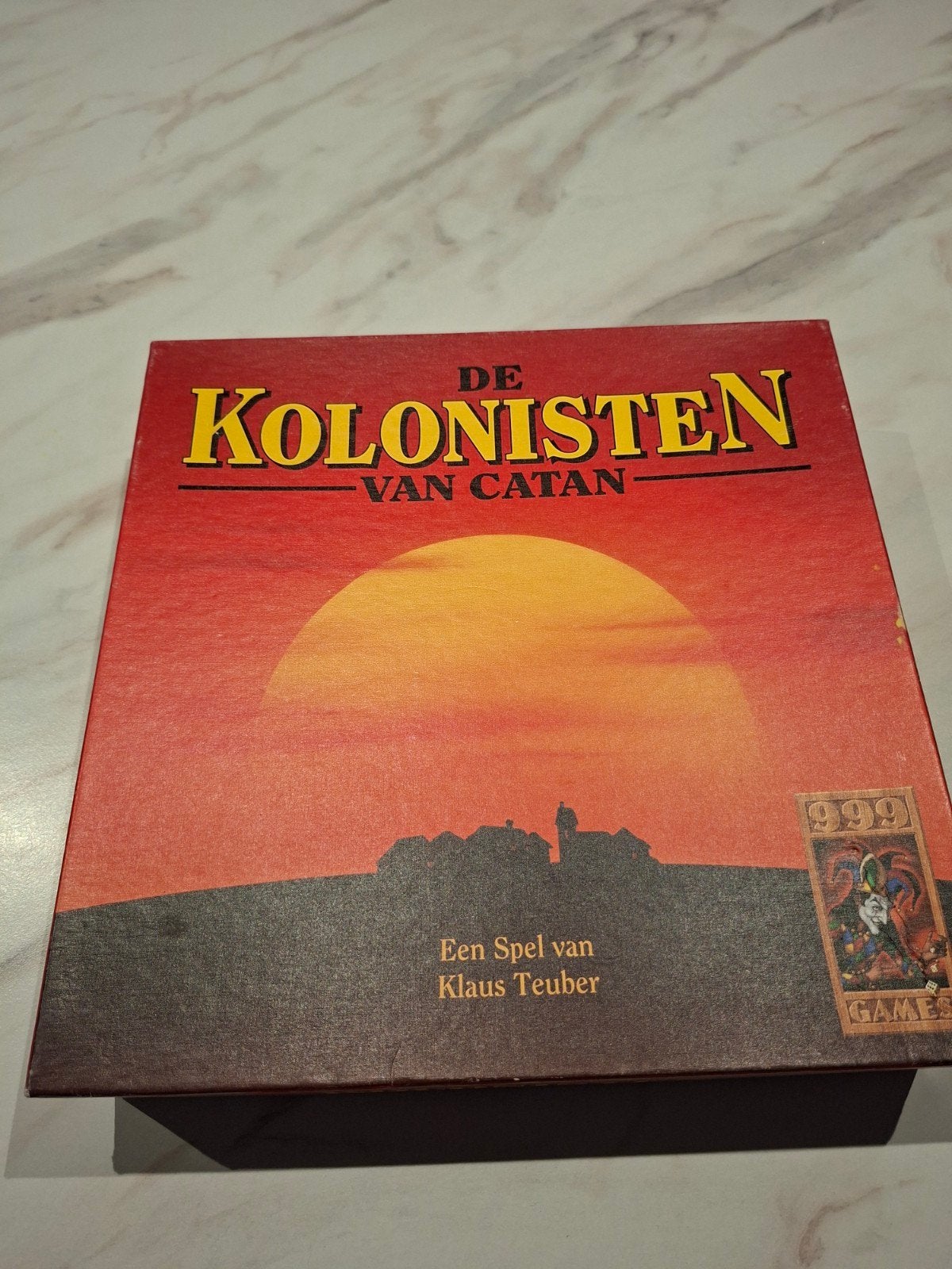 De Kolonisten van Catan basis met houten speelstukken, Hobby en Vrije tijd, Gezelschapsspellen | Bordspellen, Drie of vier spelers