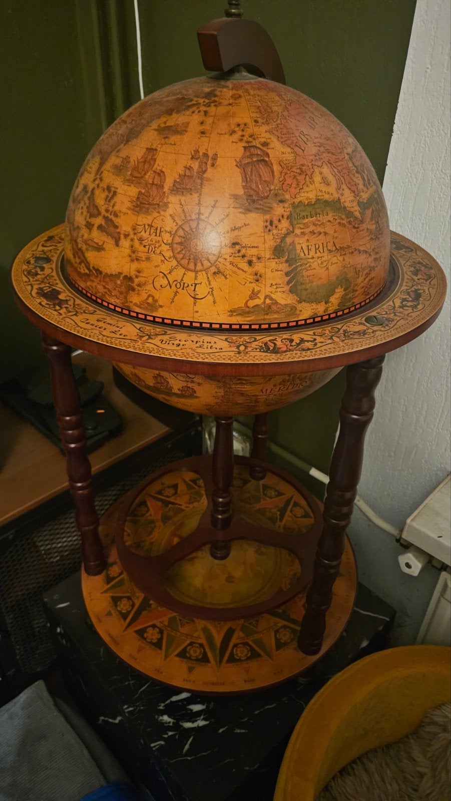 Globe, Ophalen, Zo goed als nieuw