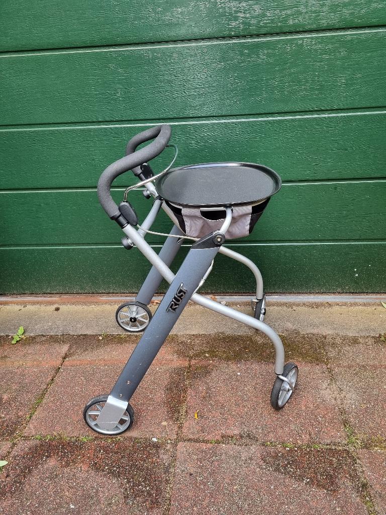 Binnen rollator Trust Care Let's Go Indoor Rollator, Ophalen, Lichtgewicht, Zo goed als nieuw