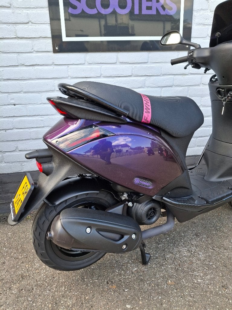 Piaggio Zip | 2024 | 3.675 KM | 45 KM | 6 Mnd Garantie, Fietsen en Brommers, Scooters | Piaggio, Ophalen, Gebruikt, Maximaal 45 km/u