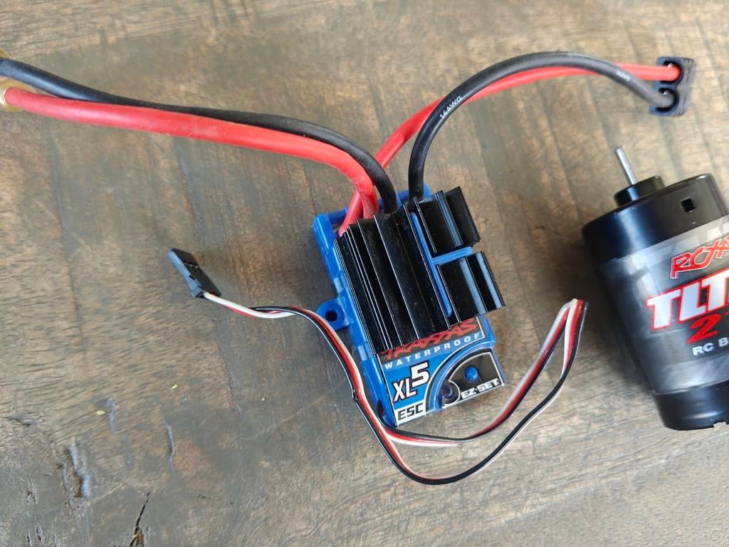 Traxxas xl5 ESC met nieuwe 550 motor, Ophalen of Verzenden, Onderdeel