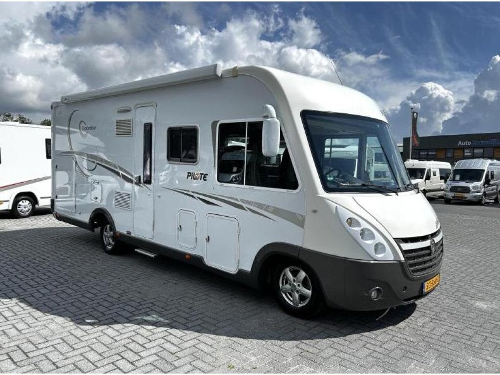Pilote Explorateur G 741 Dwarsbed/Hefbed/Alde/2012/Euro-5, Integraal, Fiat, Pilote, 7 tot 8 meter