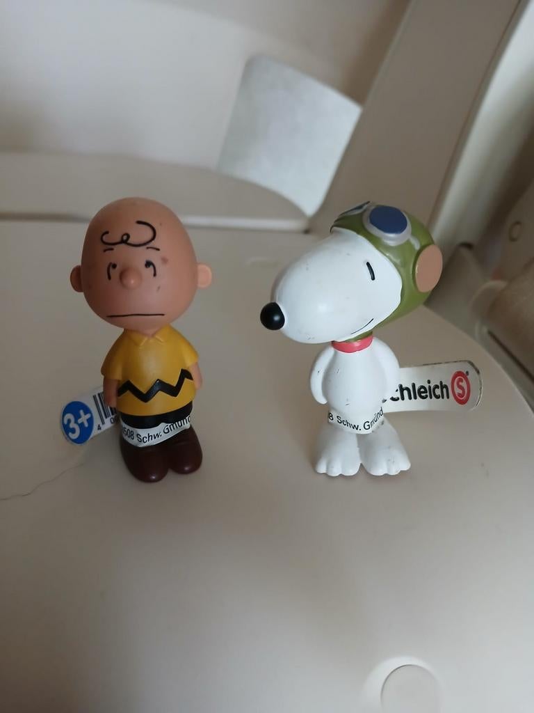 SNOOPY EN CHARLIE BROWN SCHLEICH POPPETJES, Verzamelen, Ophalen of Verzenden, Zo goed als nieuw