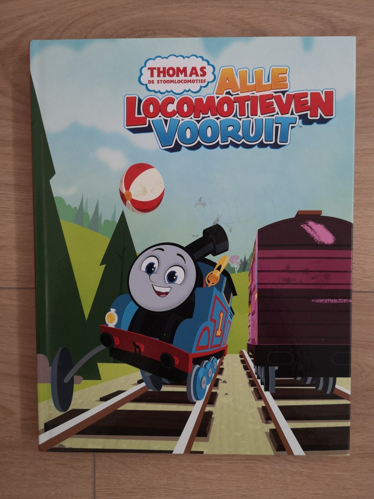 Thomas de stoomlocomotief - alle locomotieven vooruit, Boeken, Ophalen, Zo goed als nieuw, Fictie algemeen