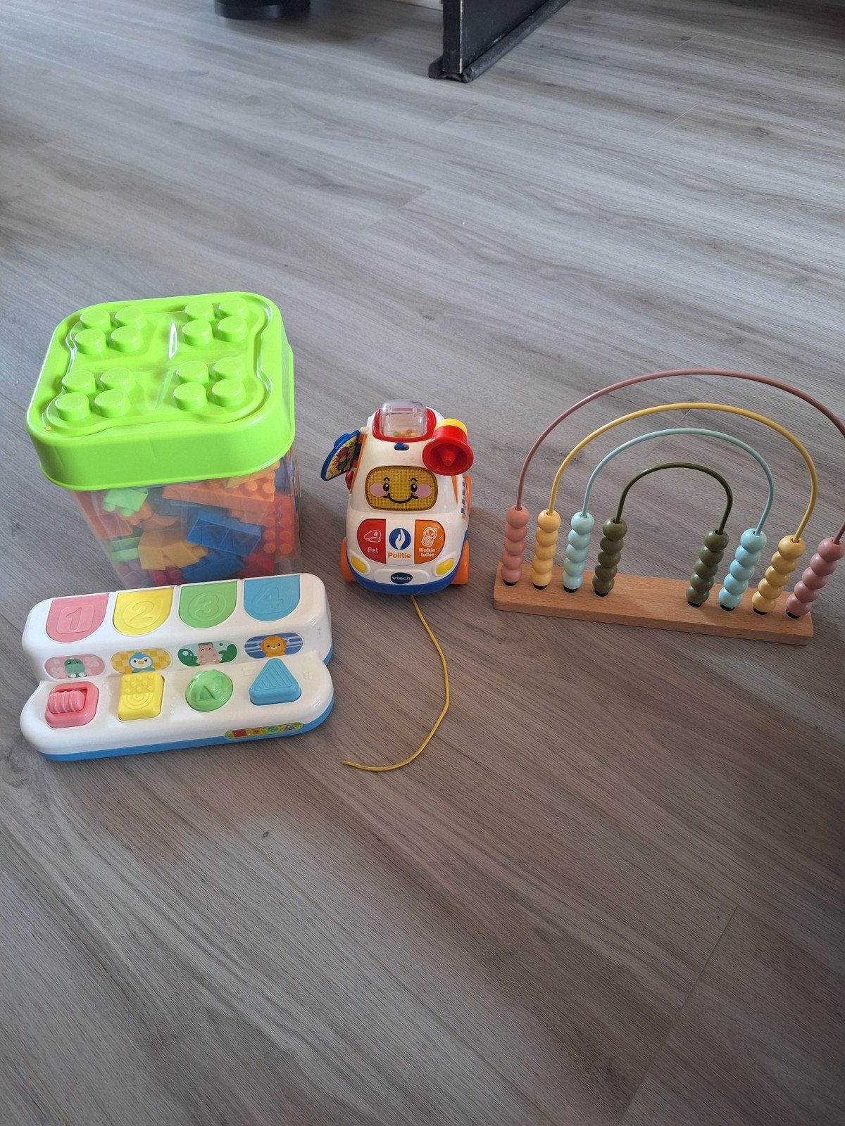 Baby speelgoed, Kinderen en Baby's, Speelgoed | Houten speelgoed, Ophalen of Verzenden, Zo goed als nieuw, Overige typen