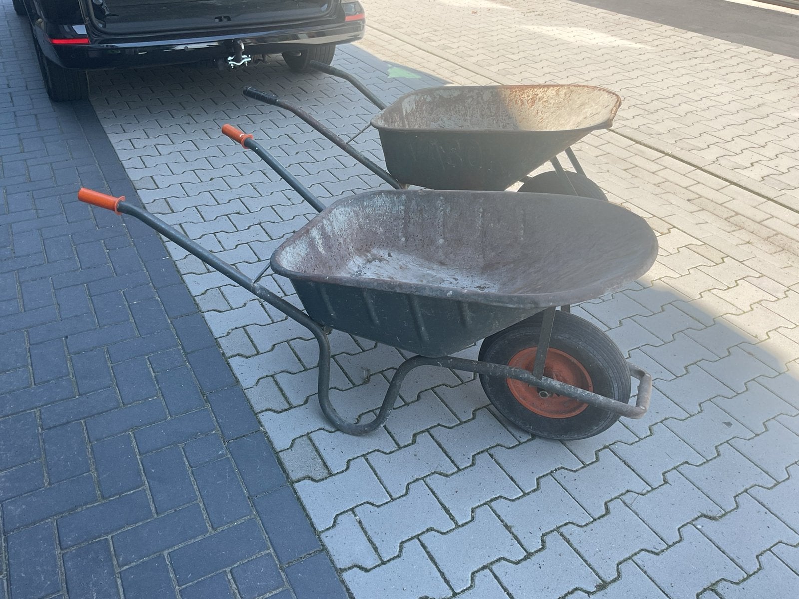 2 degelijke kruiwagens Vabor samen of per stuk te koop, Ophalen, Gebruikt