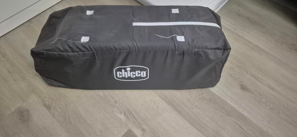 Campingbedje chicco, Kinderen en Baby's, Ophalen, Zo goed als nieuw, Reisbedje