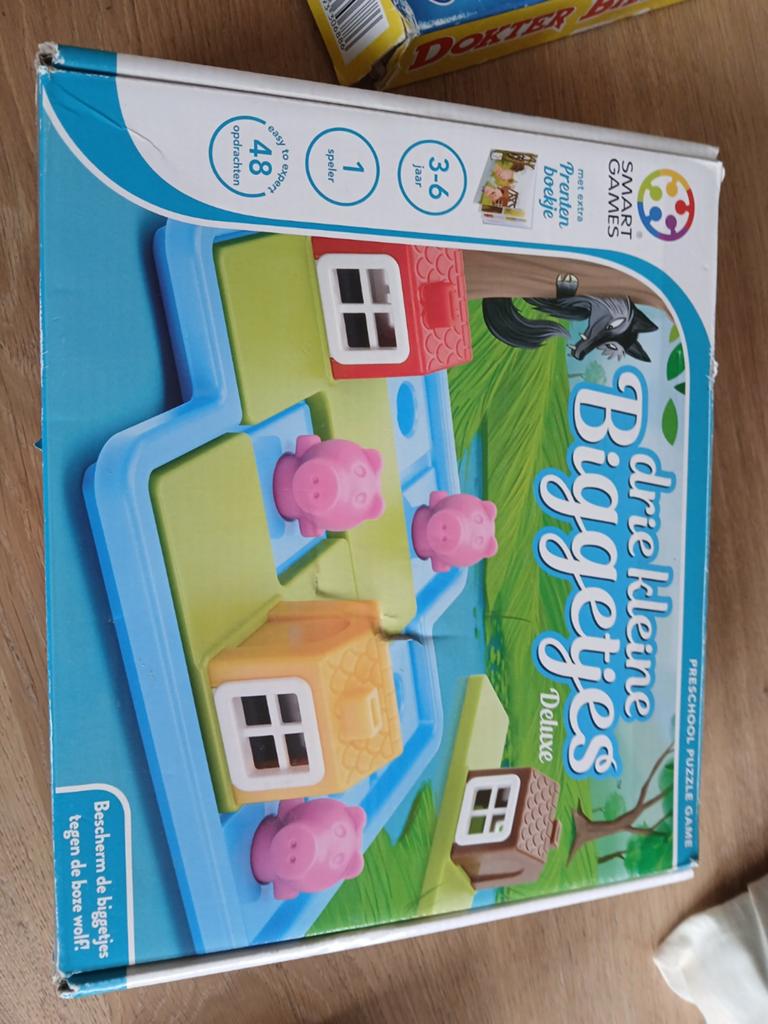 Drie kleine biggetjes (deluxe, met voorleesboekje), Hobby en Vrije tijd, Gezelschapsspellen | Bordspellen, Een of twee spelers
