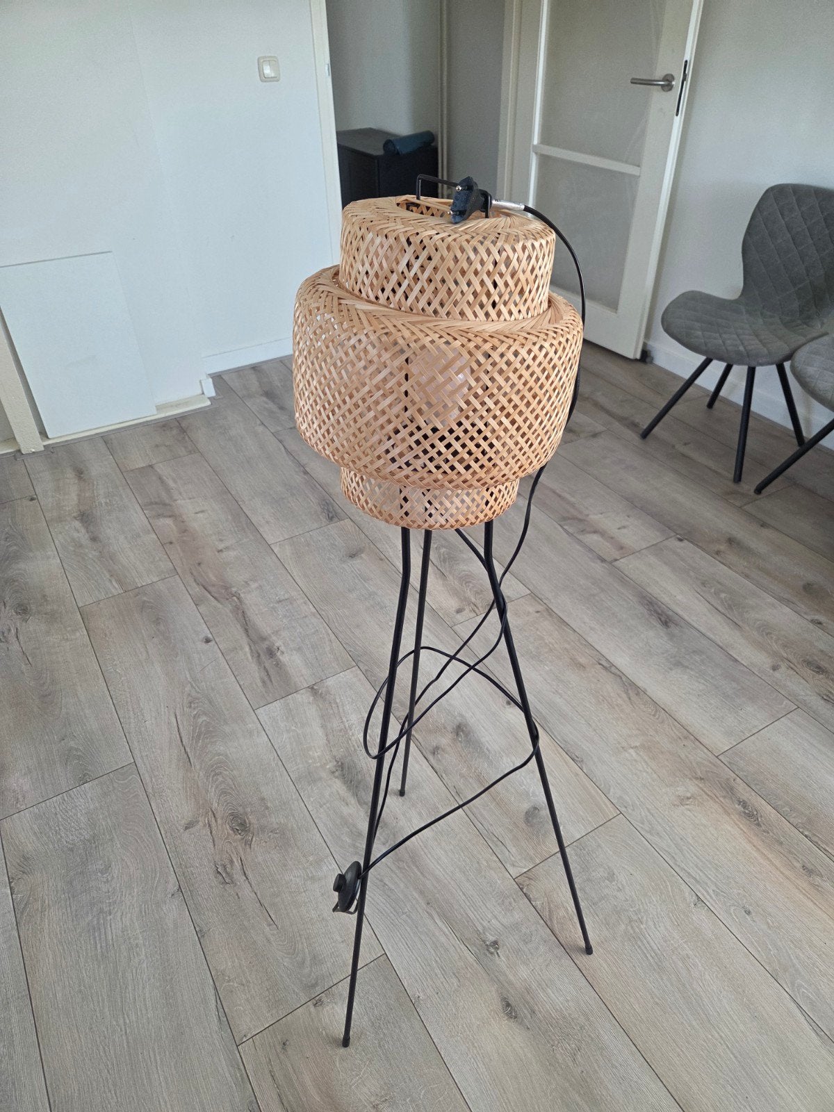 IKEA Sinnerlig Vloerlamp - Bamboe en Zwart Metaal, Ophalen, 100 tot 150 cm, Scandinavisch, Modern, Natuurlijk, Overige fittingen