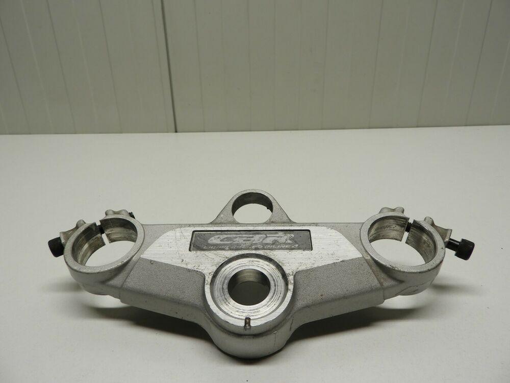 CBR1000F 1989 - 1992 Honda Kroonplaat D1-44135, Motoren