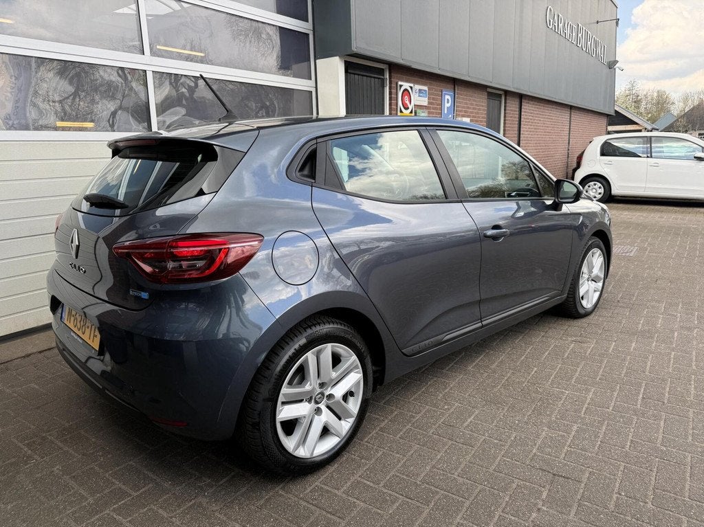 Renault Clio 1.6 E-Tech Hybrid 140 Zen *ALL-IN PRIJS*, 12 maanden, Stof, Gebruikt, 4 cilinders