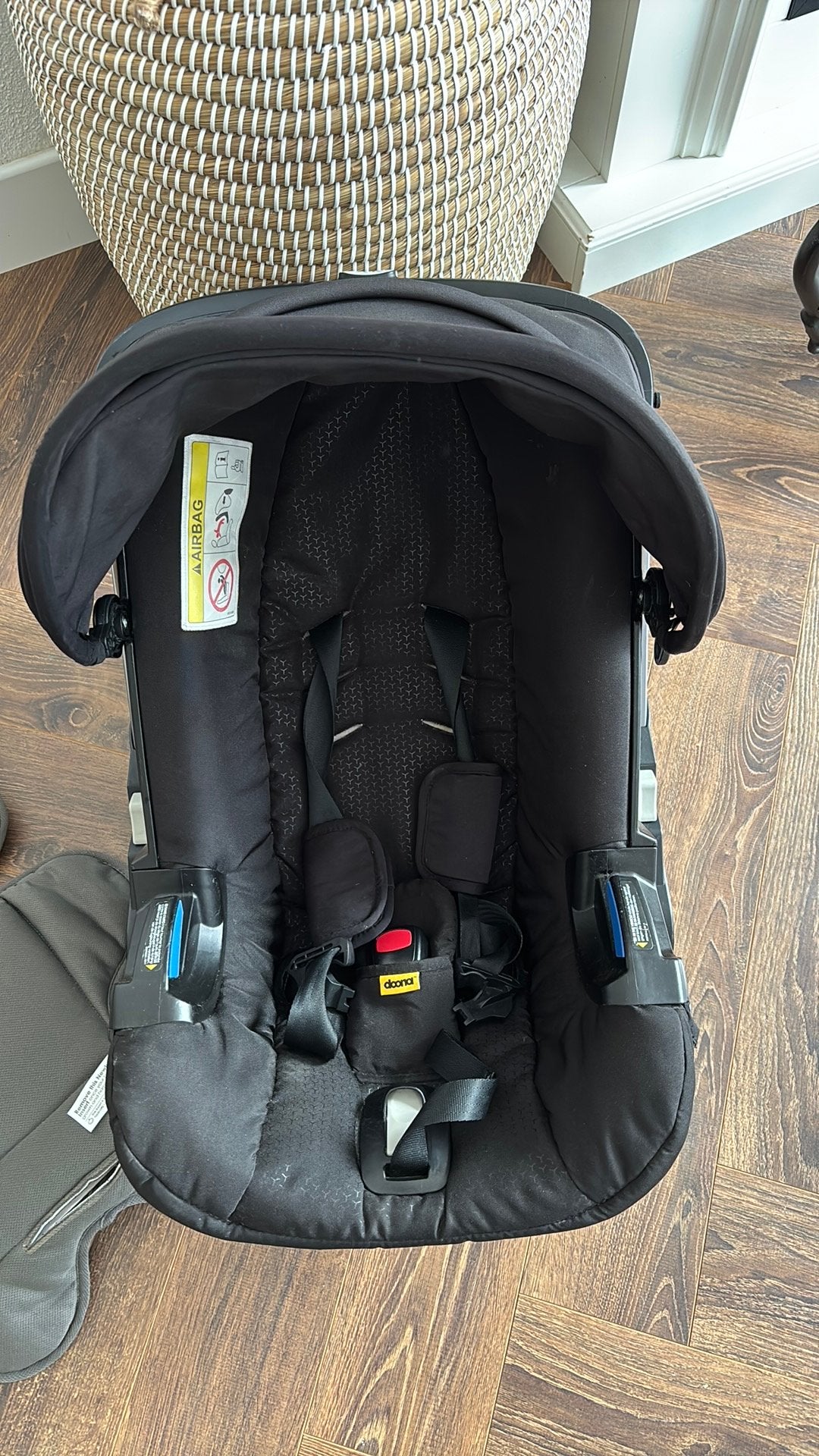 Doona autostoel wagen, Kinderen en Baby's, Autostoeltjes, 0 t/m 13 kg, Ophalen, Overige merken, Gebruikt