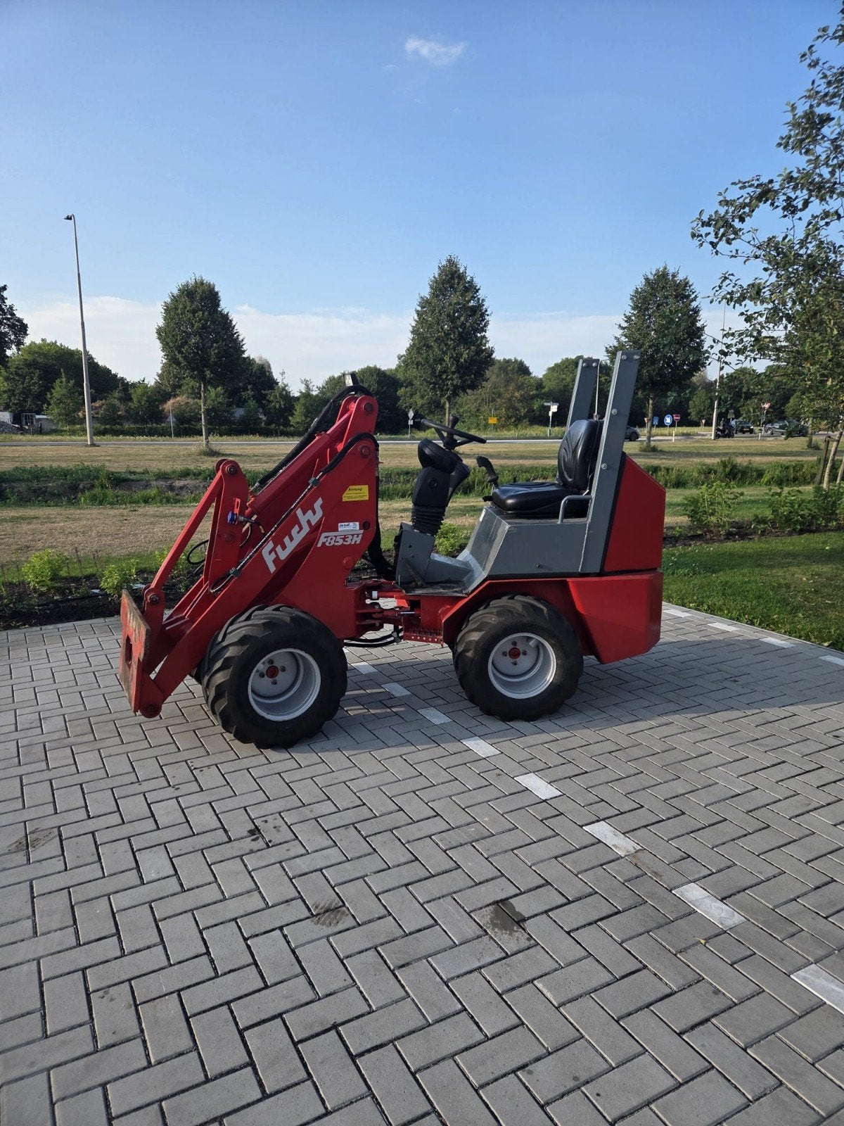 Fuch f853h mini shovel, Ophalen, Wiellader of Shovel