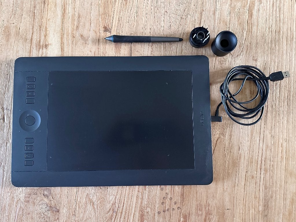 Wacom Intuos Pro tekentablet - PTH-651 Medium, Computers en Software, Tekentablets, Gebruikt, Multi-touch, Ophalen of Verzenden