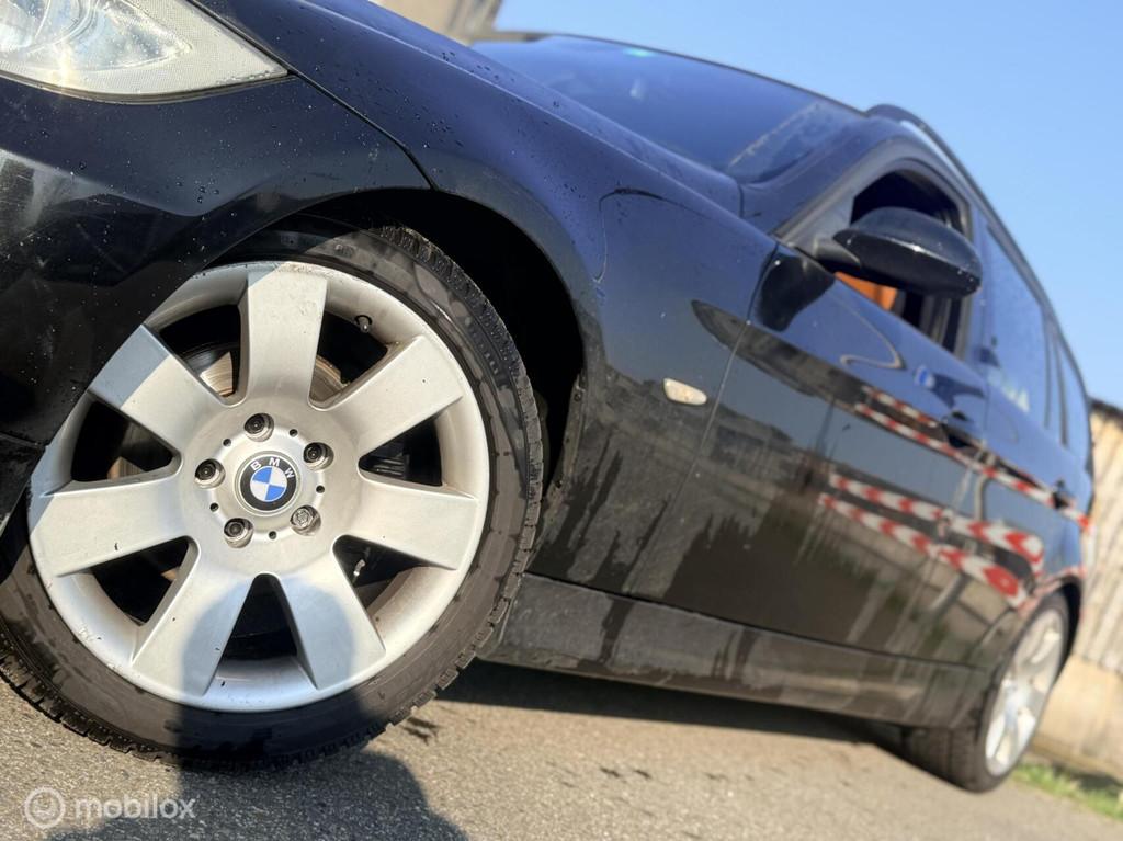 BMW 3-serie Touring 320i nieuwe motor/nieuweAPK/inruilkoopje, 4 cilinders, 150 pk, Zwart, Handgeschakeld